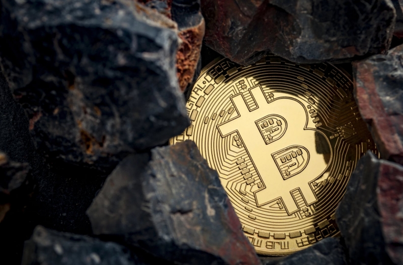 0x协议收益图表分析：月交易量突破50亿美元，机构交易占比升至35%